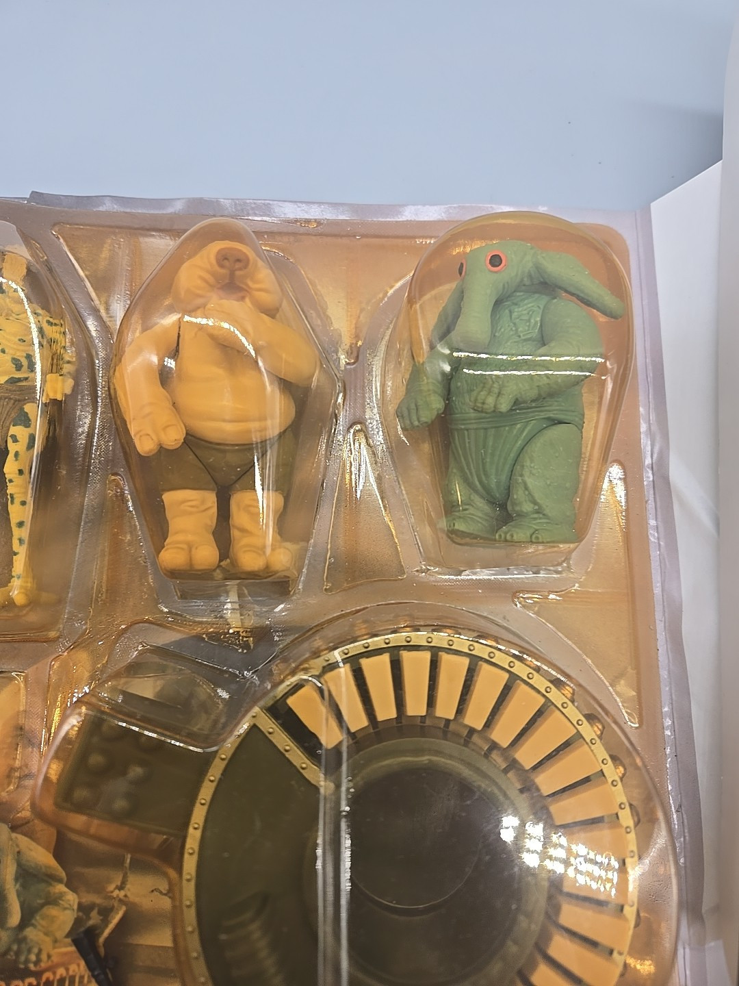 Sy Snootles & The Rebo Band sold