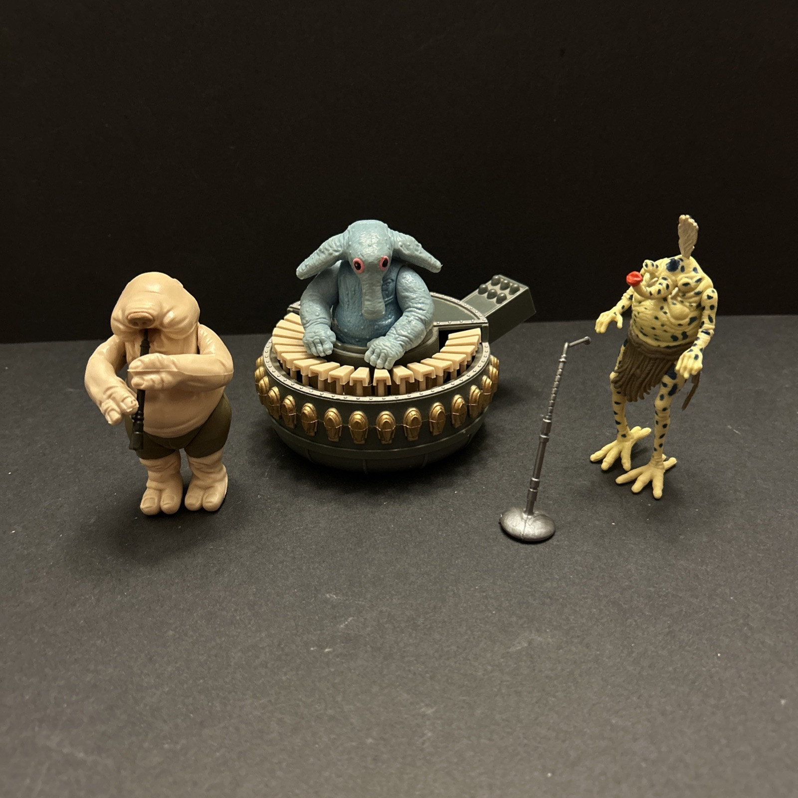 Sy Snootles & The Rebo Band sold