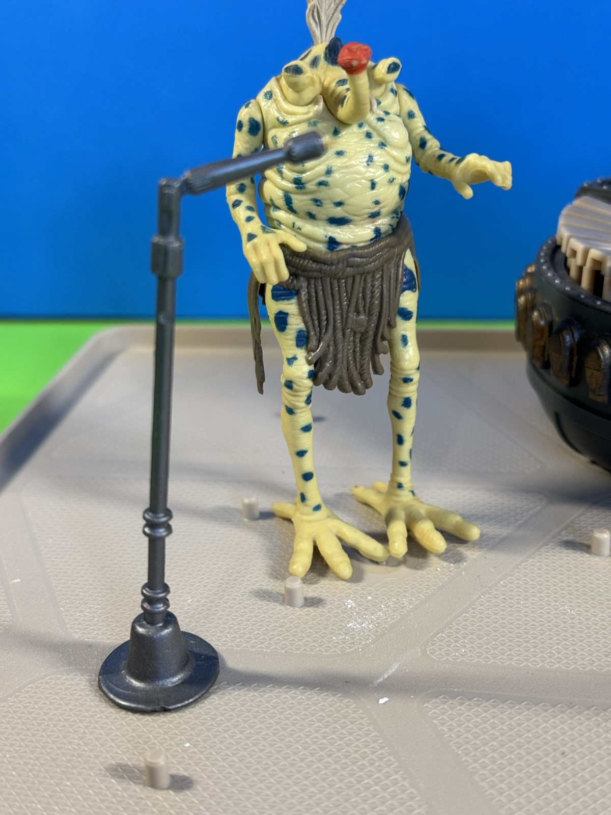 Sy Snootles & The Rebo Band sold