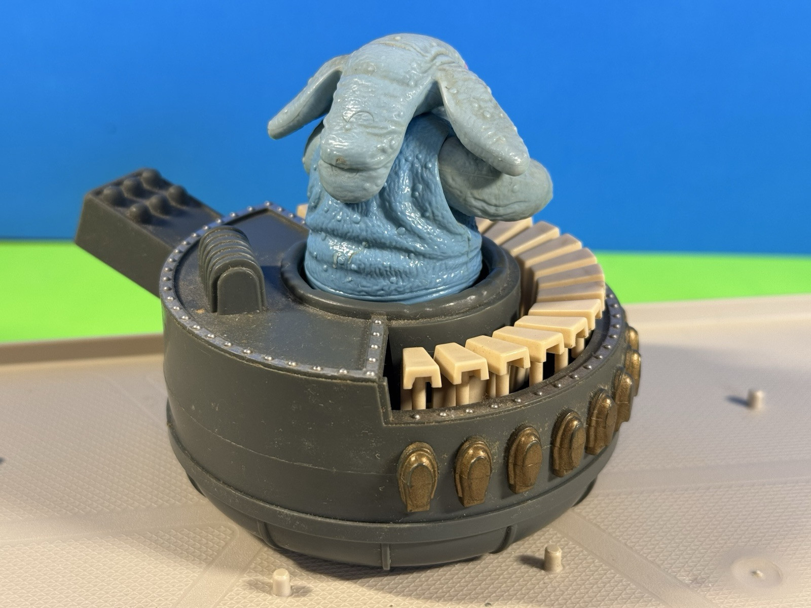 Sy Snootles & The Rebo Band sold