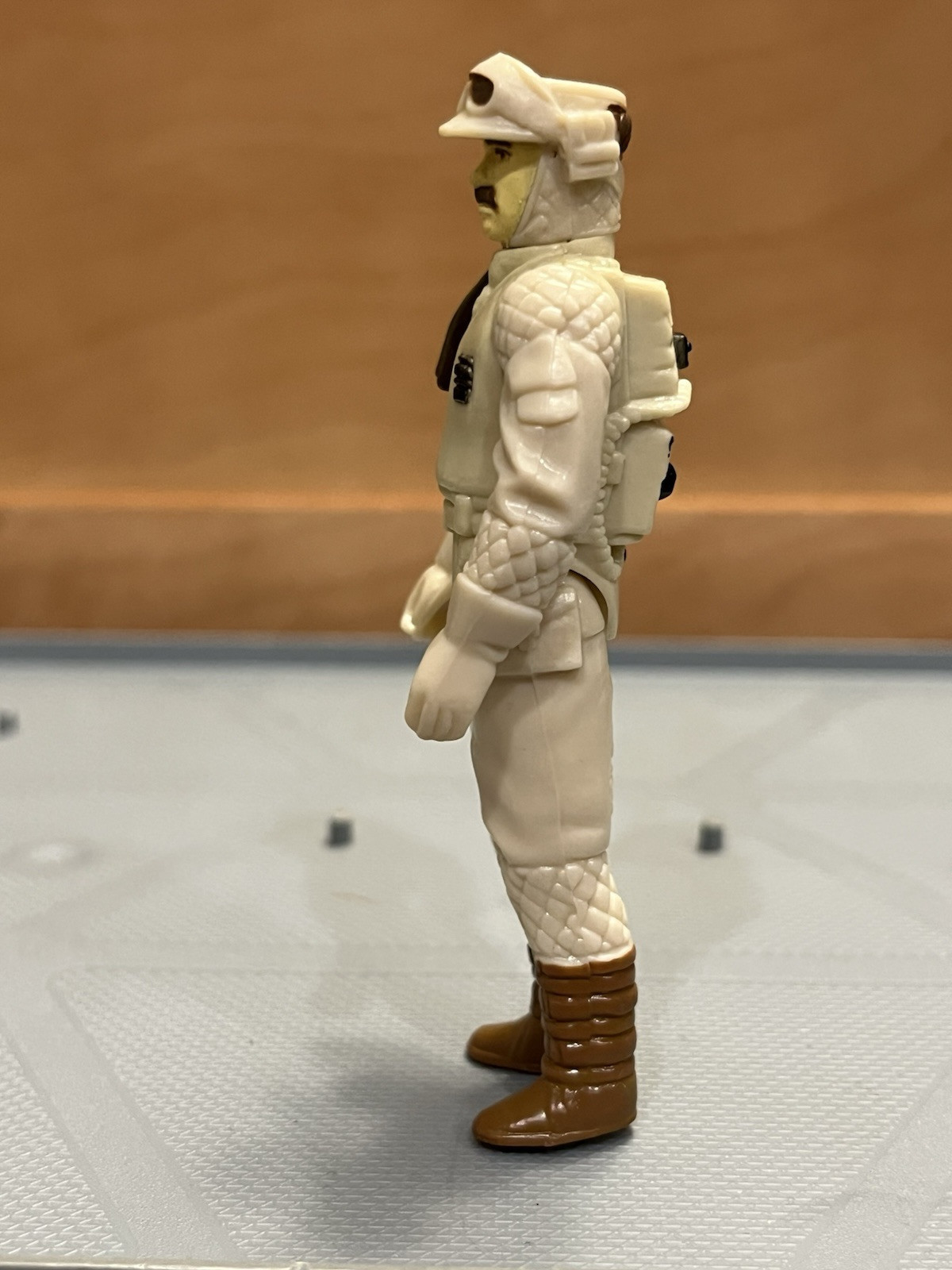 Rebel Commander sold
