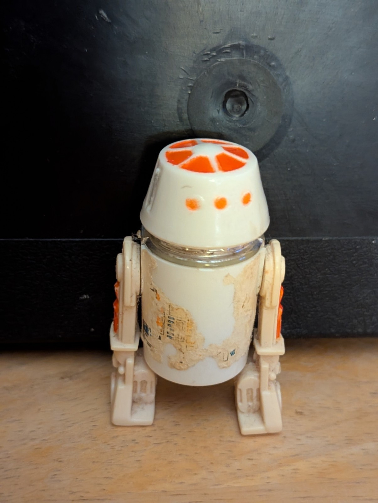 R5-D4 (Arfive-Defour) sold