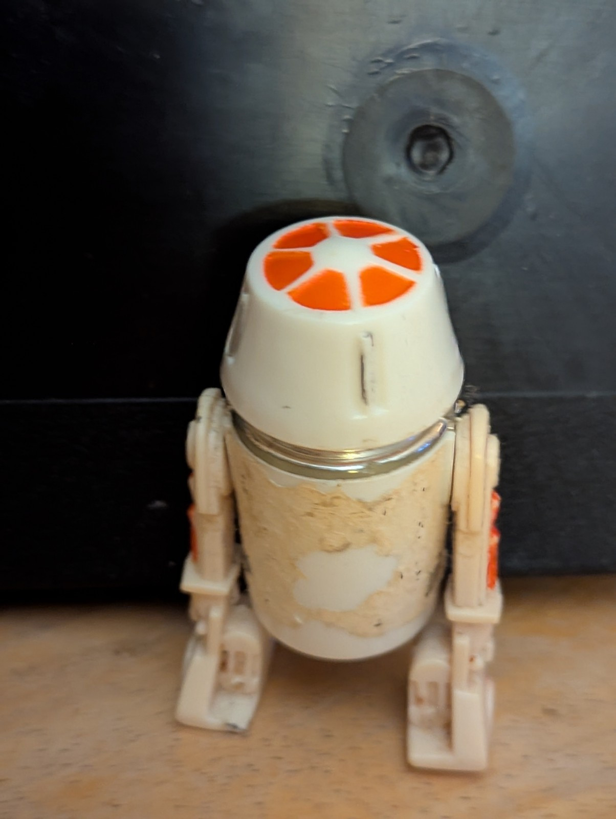 R5-D4 (Arfive-Defour) sold