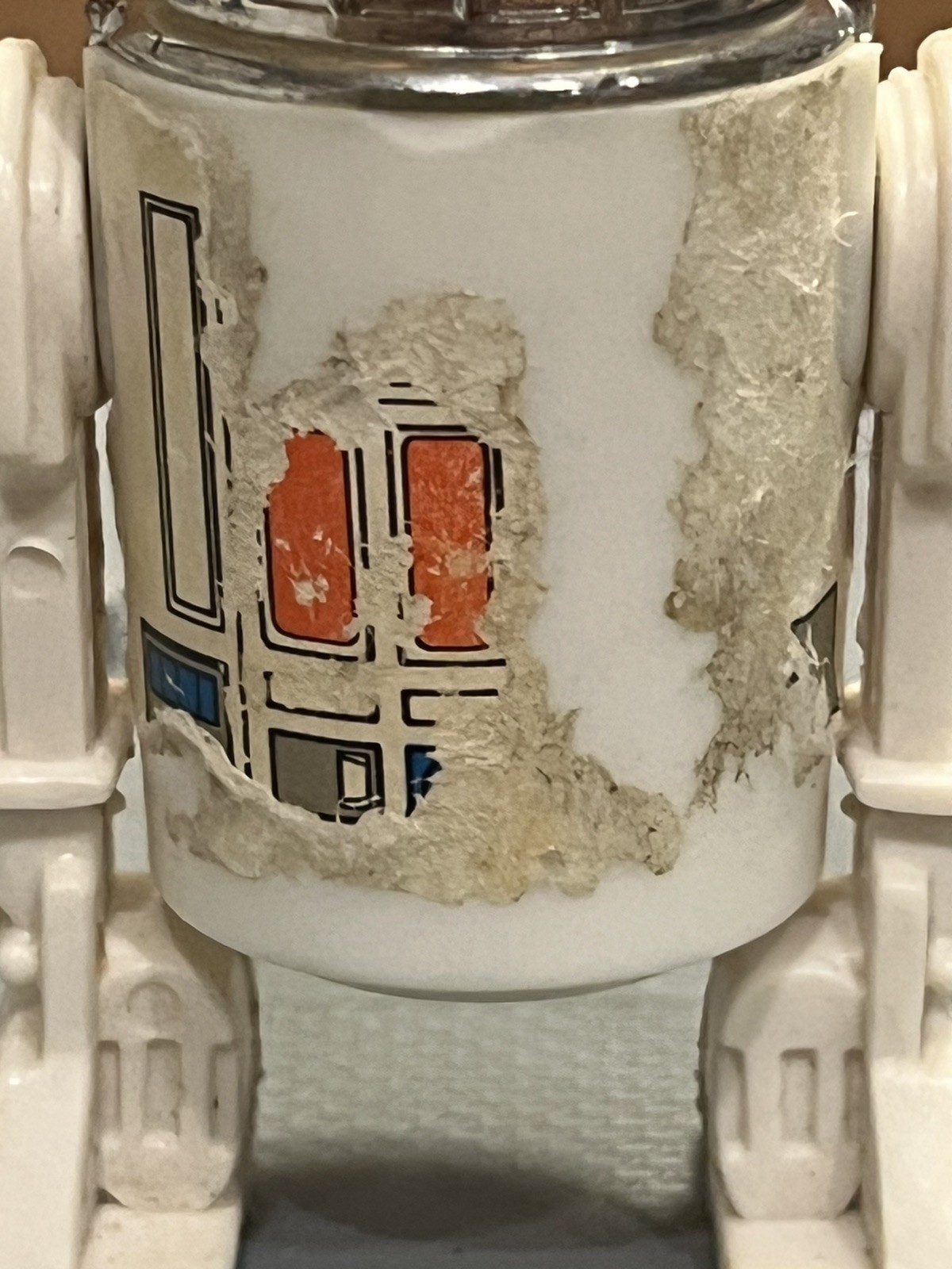 R5-D4 (Arfive-Defour) sold