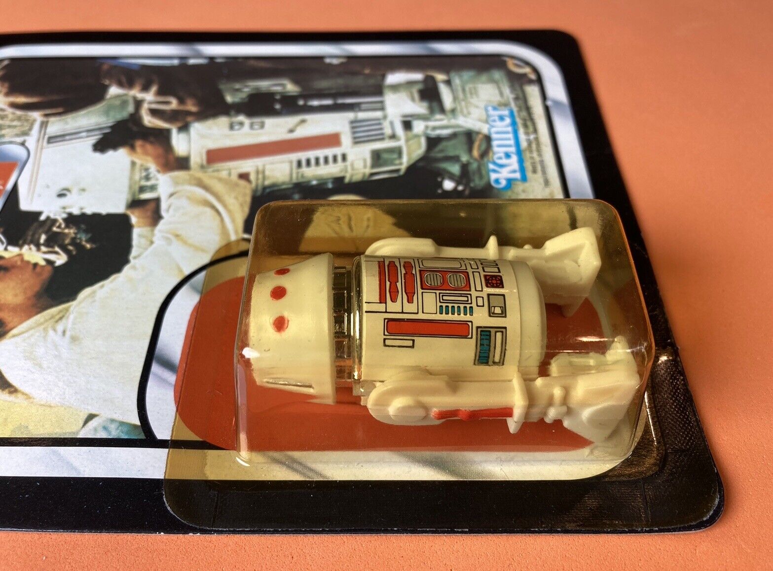 R5-D4 (Arfive-Defour) sold