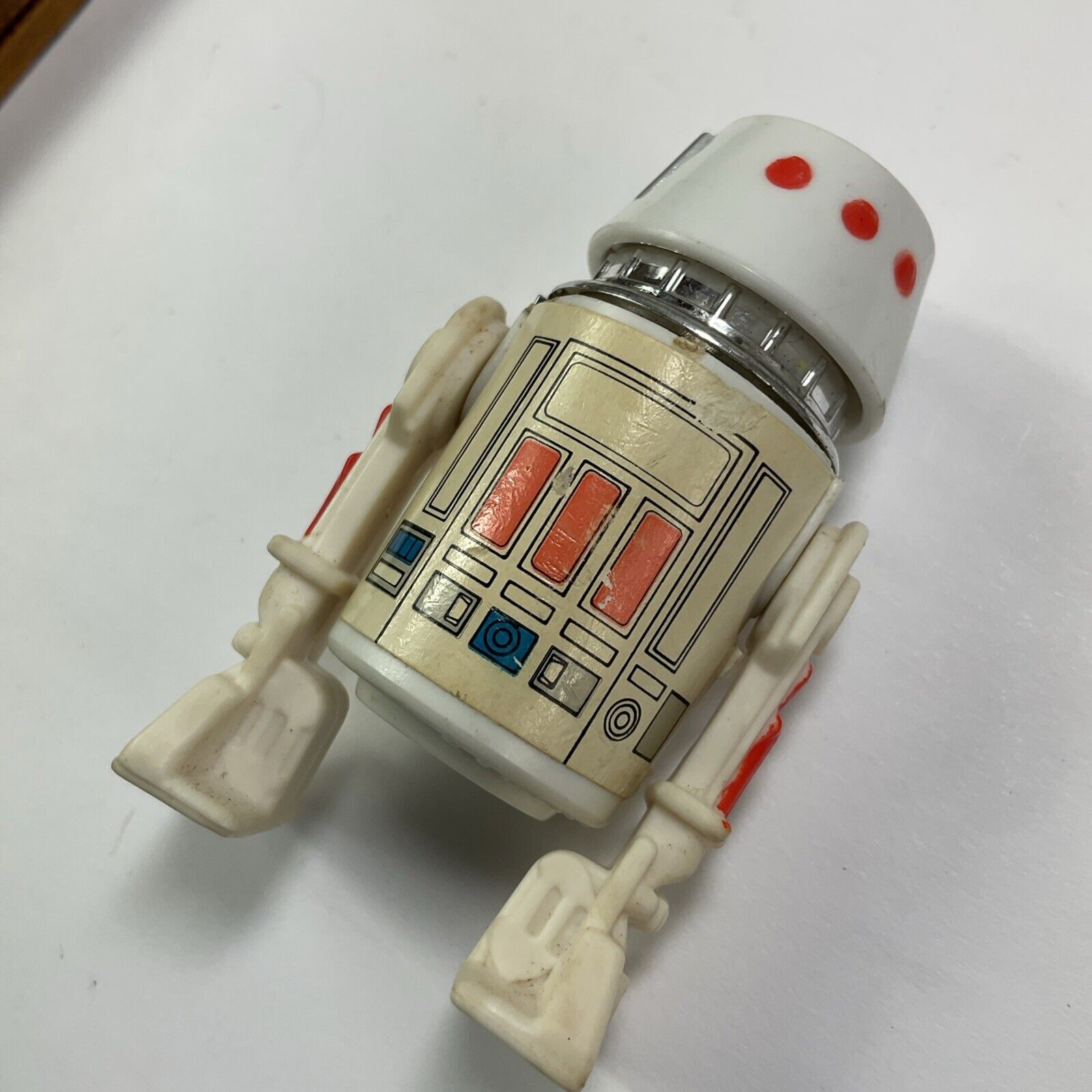 R5-D4 (Arfive-Defour) sold