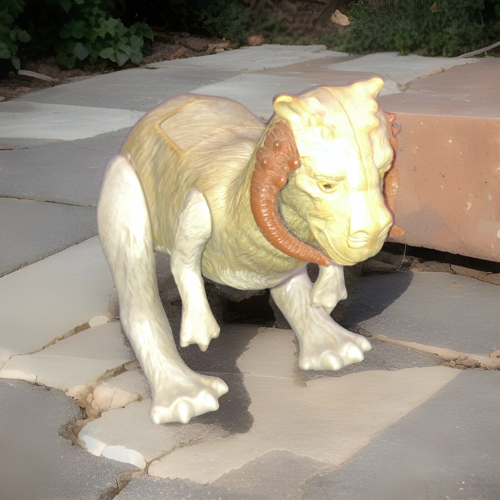 Tauntaun (closed belly) sold