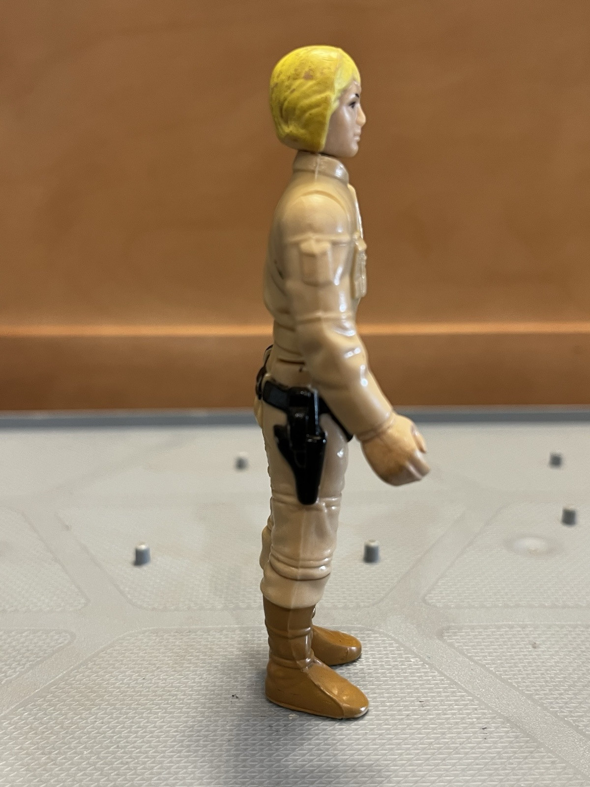 Luke Skywalker (Bespin Fatigues) sold