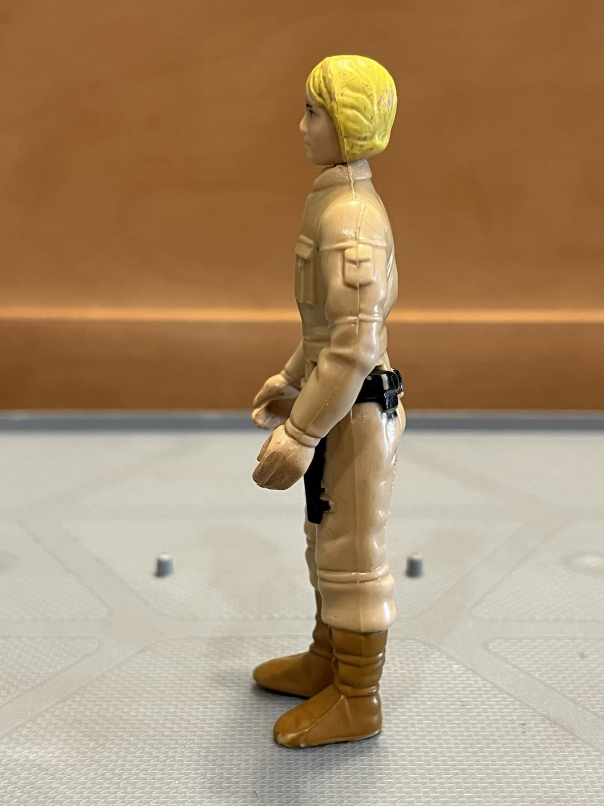 Luke Skywalker (Bespin Fatigues) sold