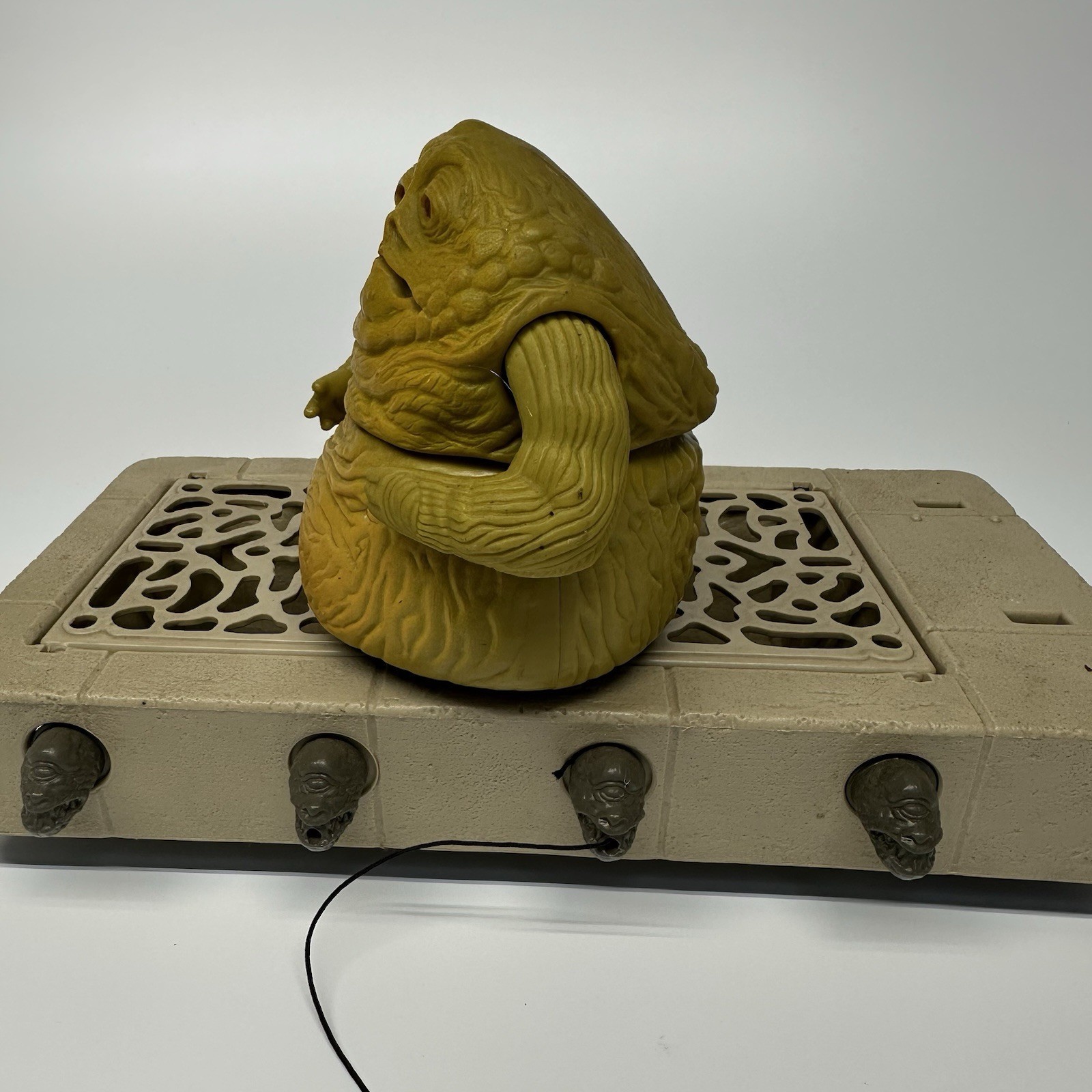 Jabba the Hutt Action Playset sold