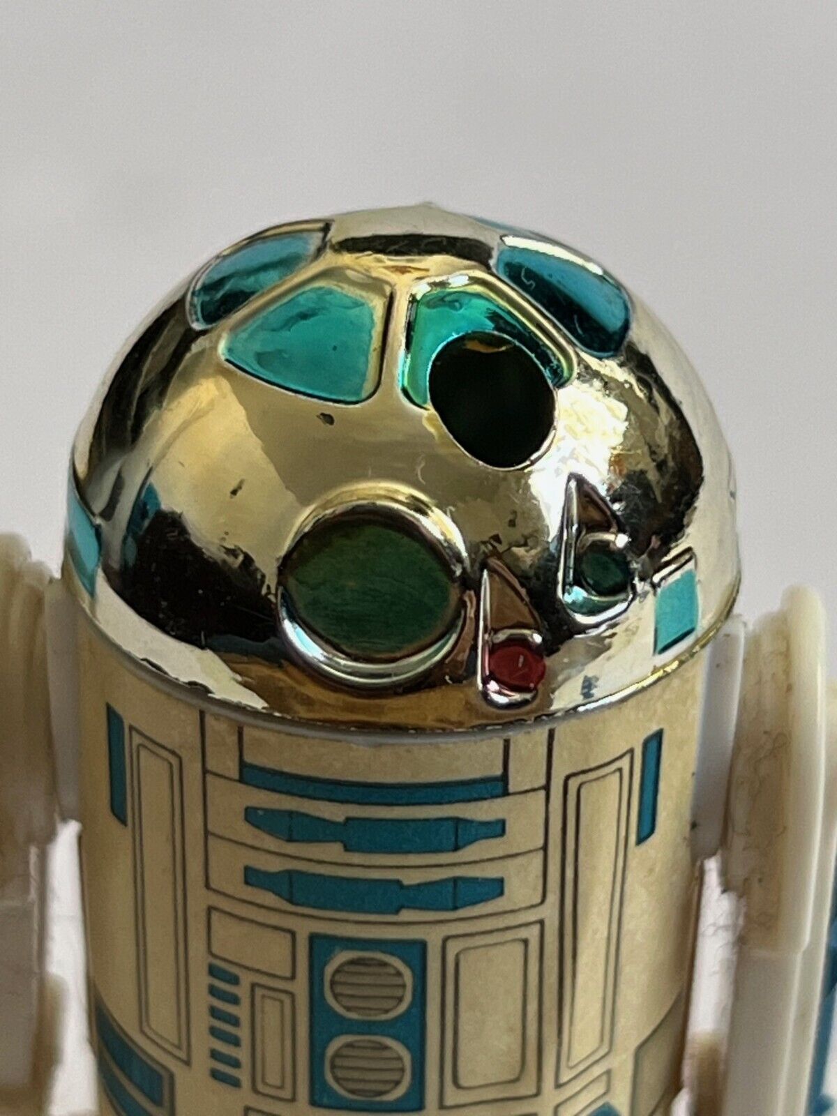 R2-D2 (Artoo-Detoo) with pop-up Lightsaber sold