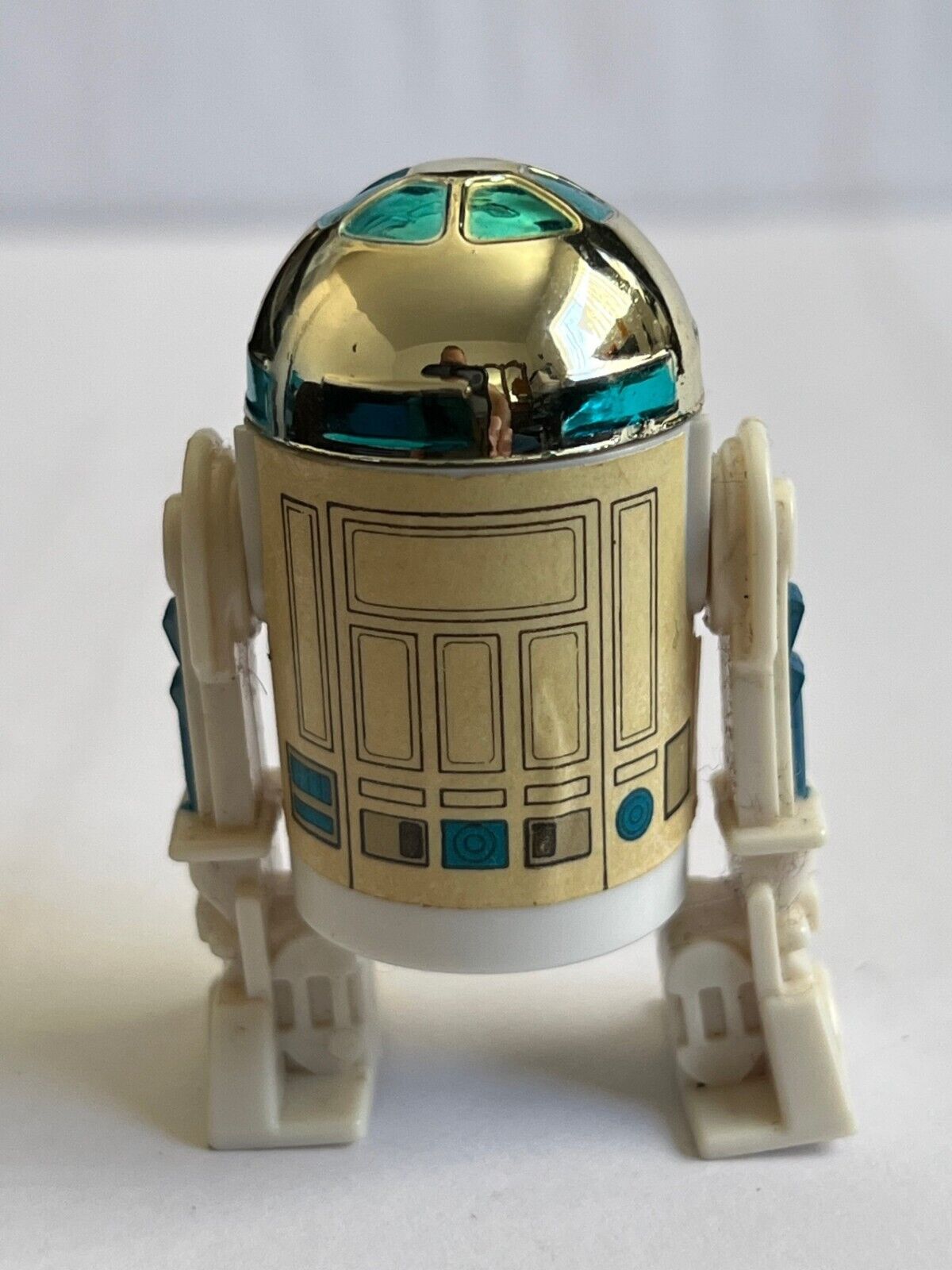 R2-D2 (Artoo-Detoo) with pop-up Lightsaber sold