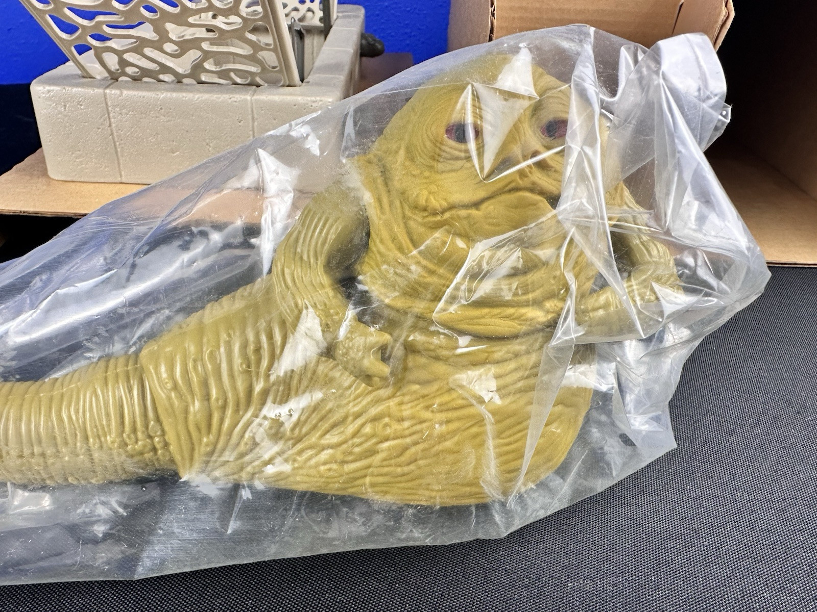 Jabba the Hutt Action Playset sold