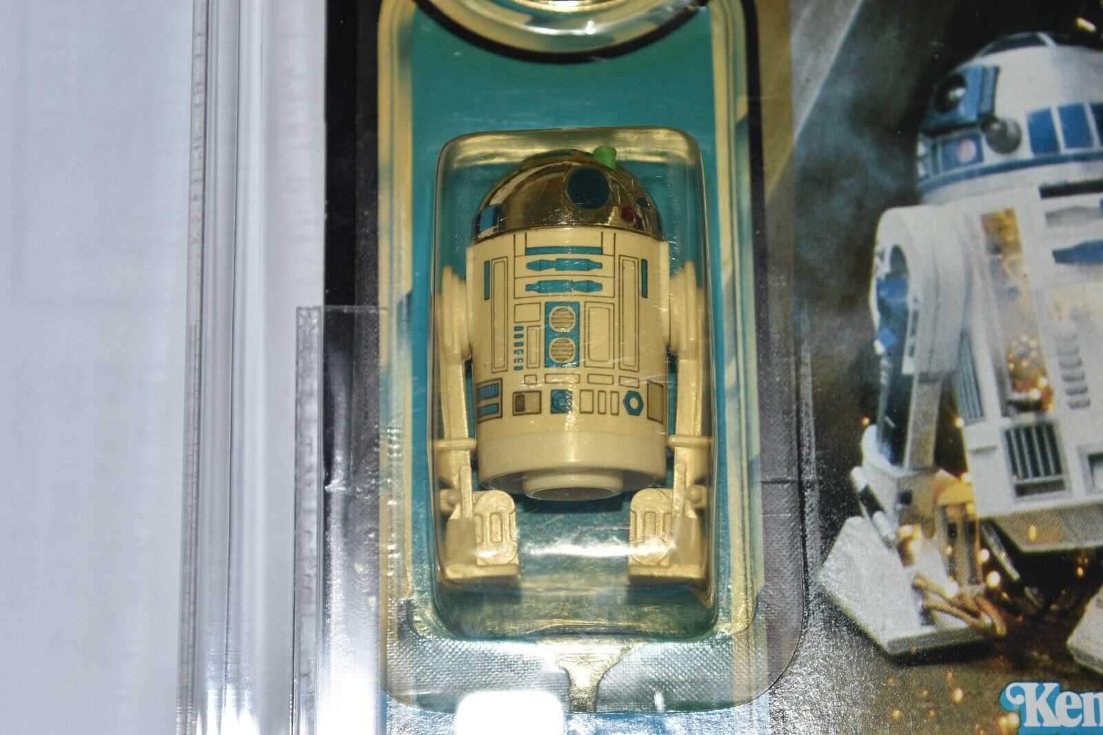 R2-D2 (Artoo-Detoo) with pop-up Lightsaber sold