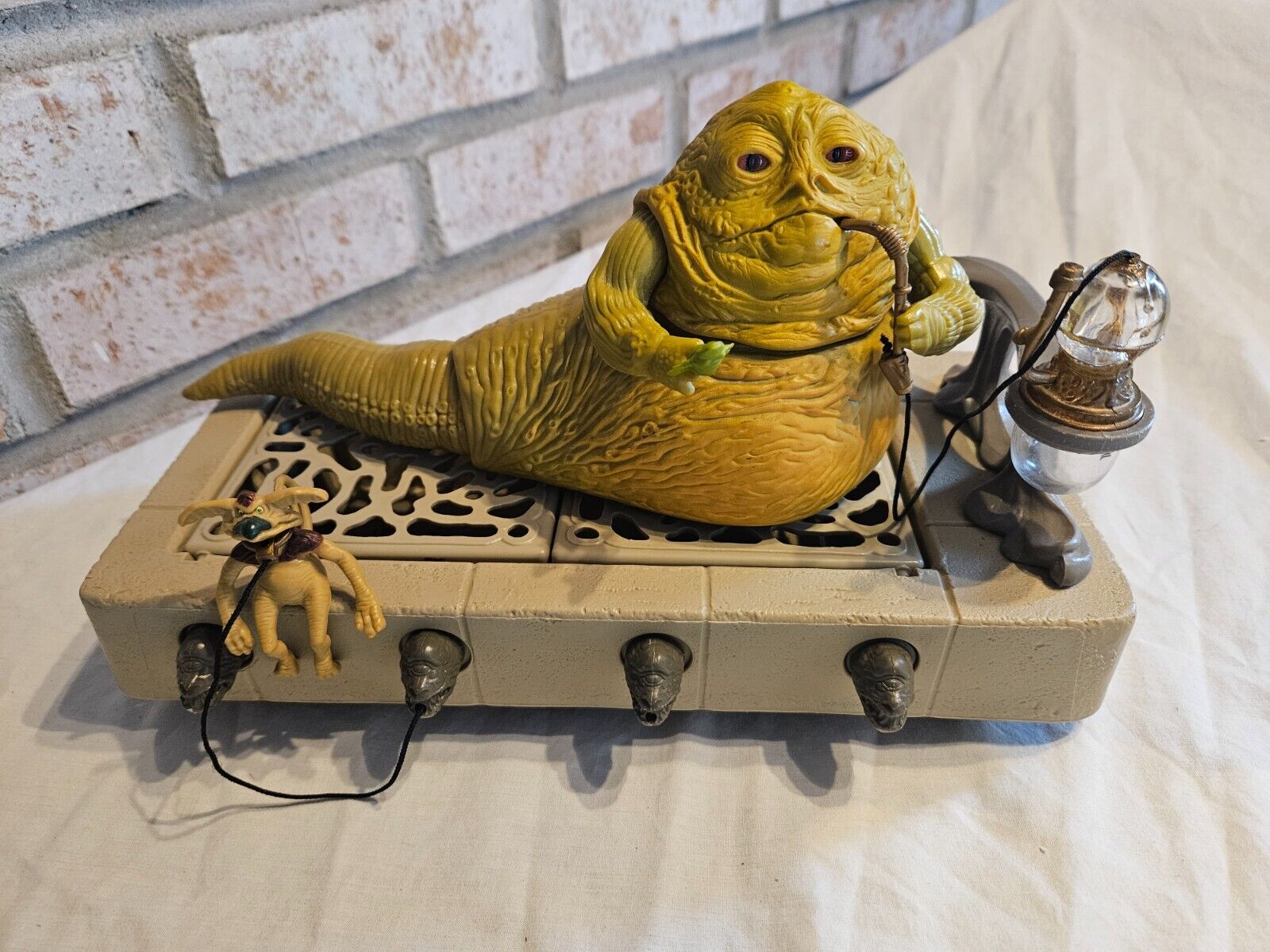 Jabba the Hutt Action Playset sold