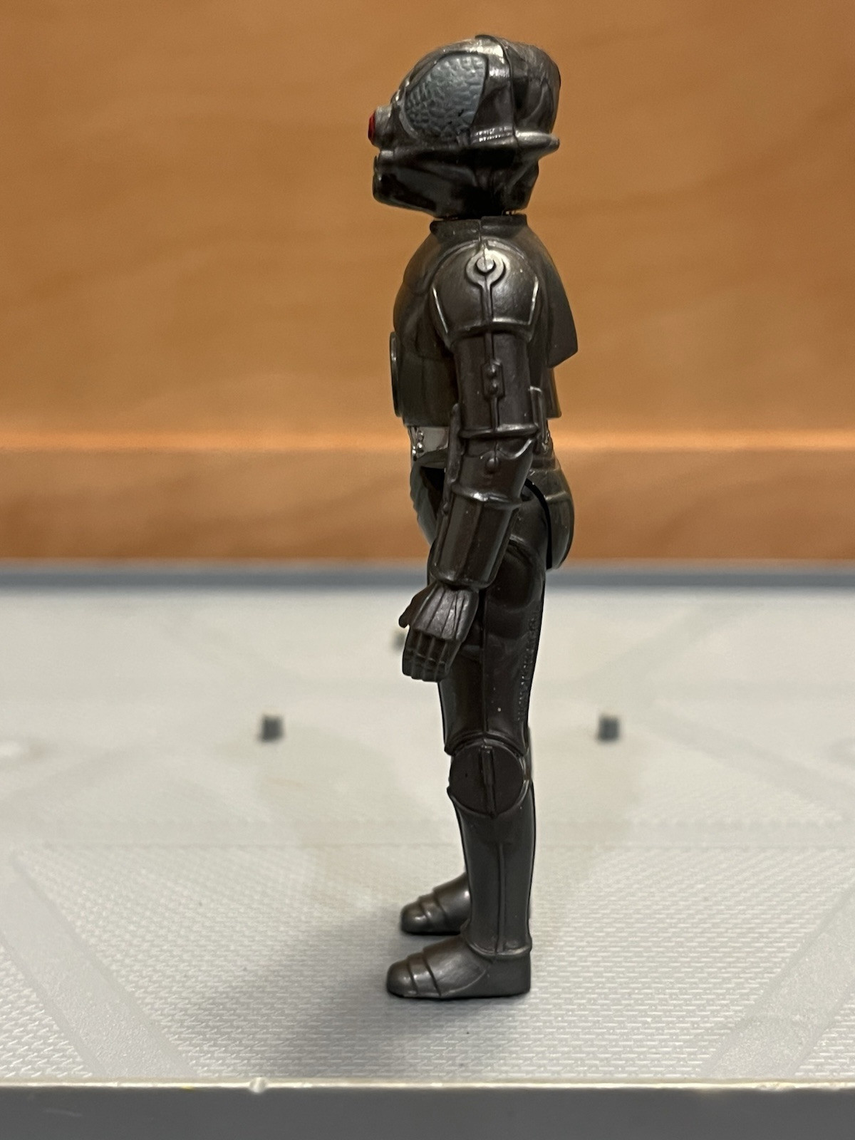 Zuckuss sold