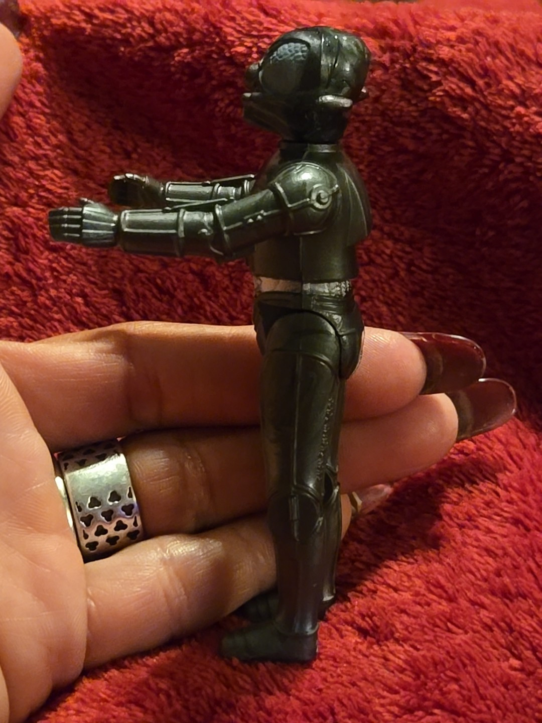 Zuckuss sold