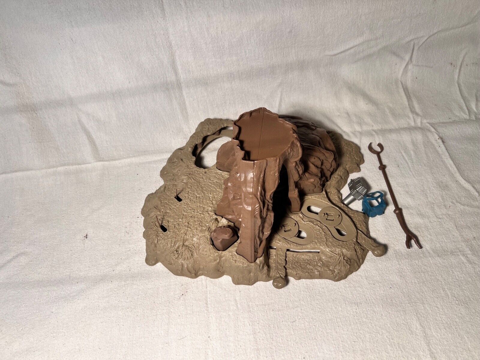 Dagobah Action Playset sold