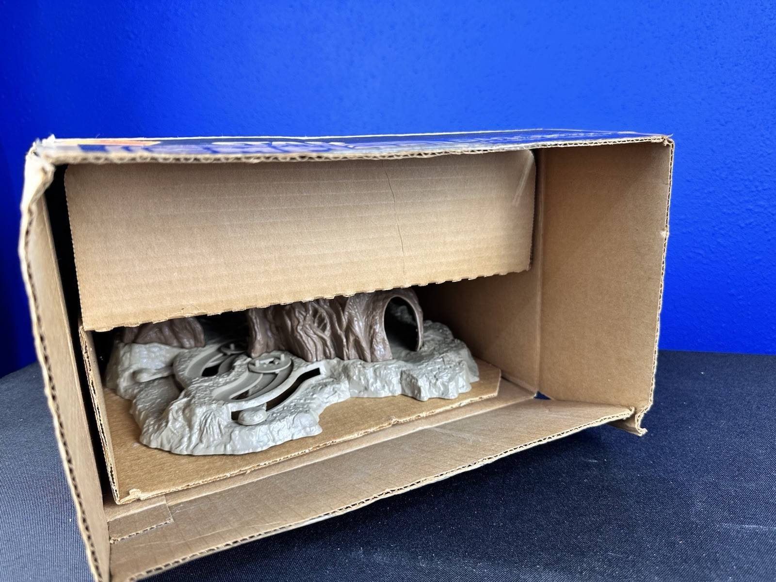 Dagobah Action Playset sold