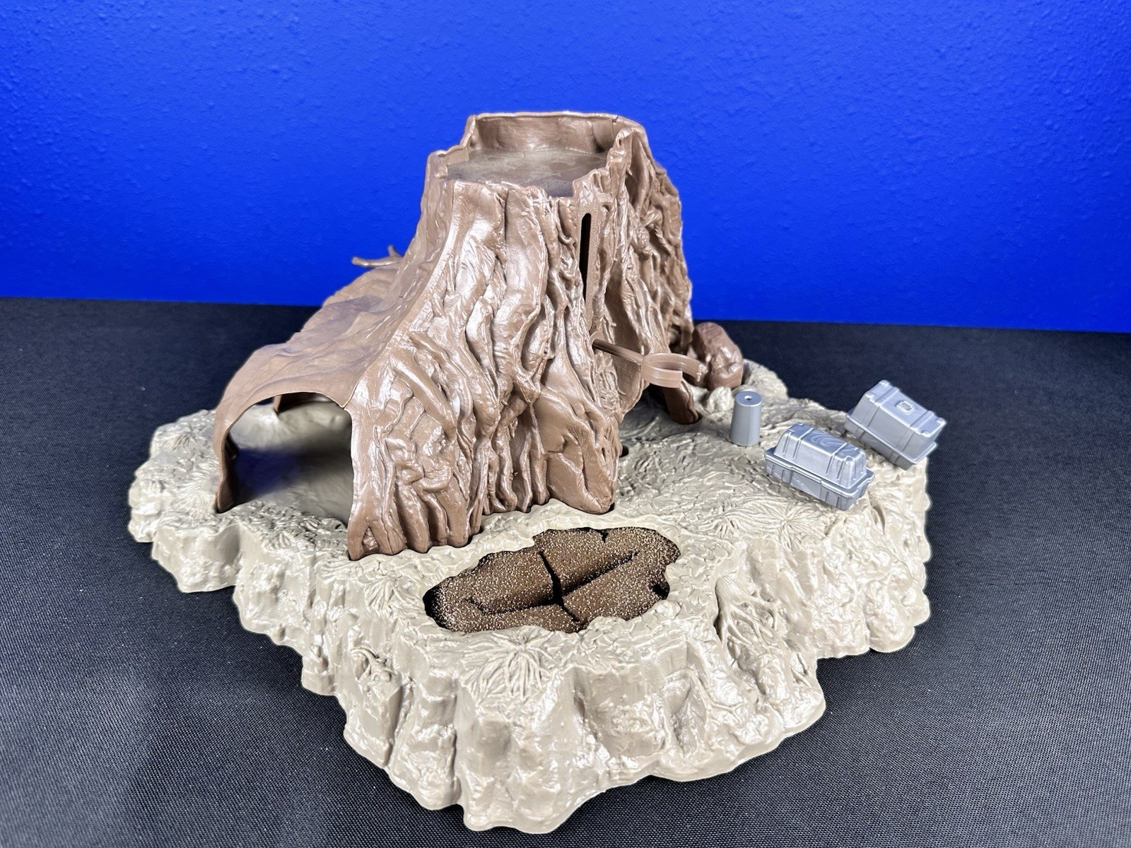 Dagobah Action Playset sold