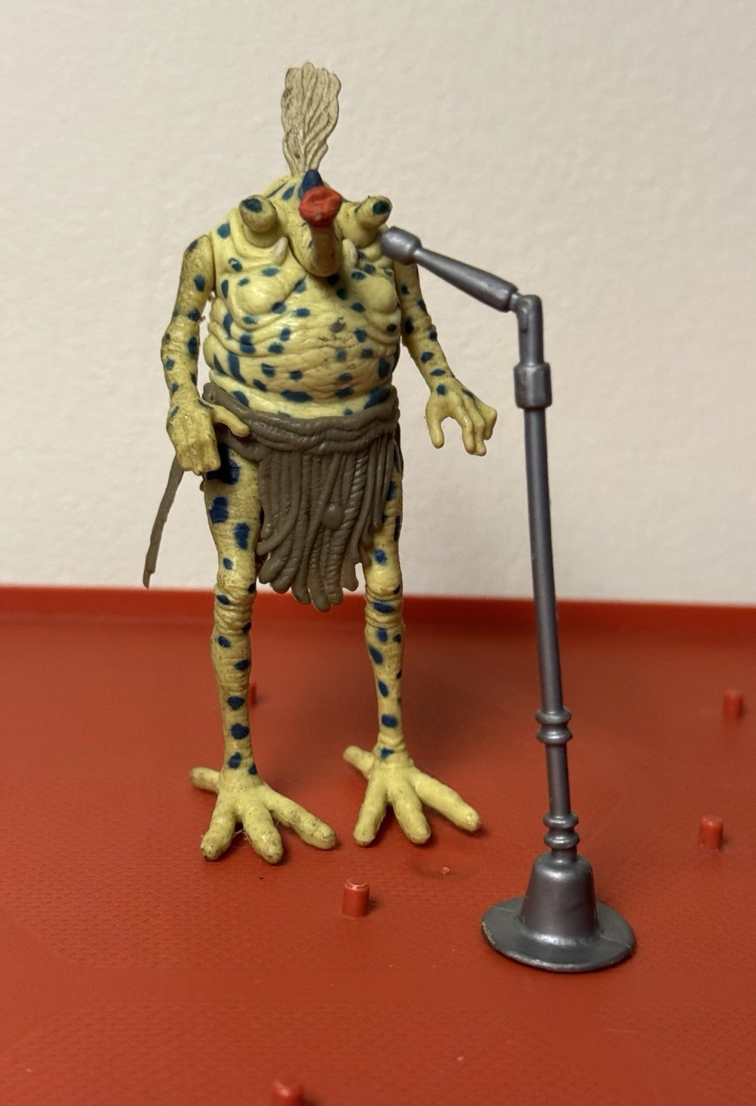 Sy Snootles sold