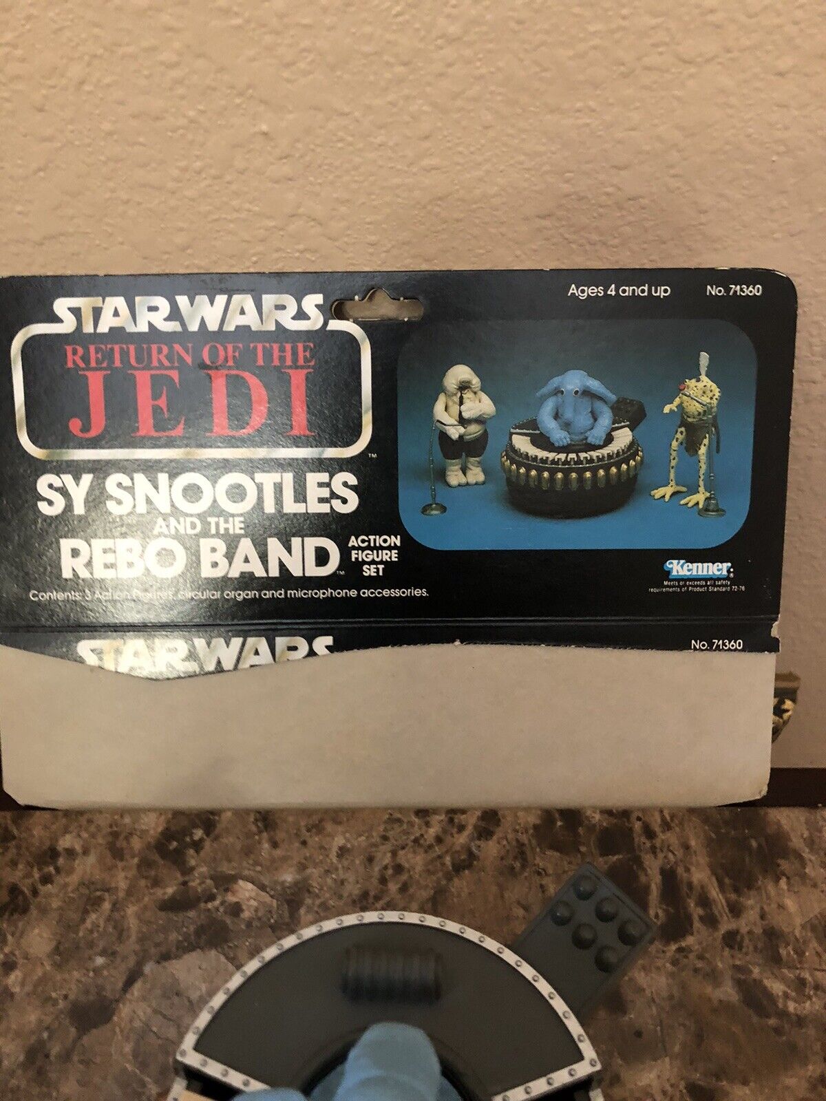 Sy Snootles & The Rebo Band sold