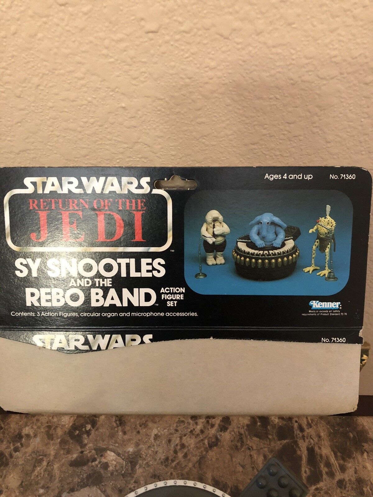 Sy Snootles & The Rebo Band sold