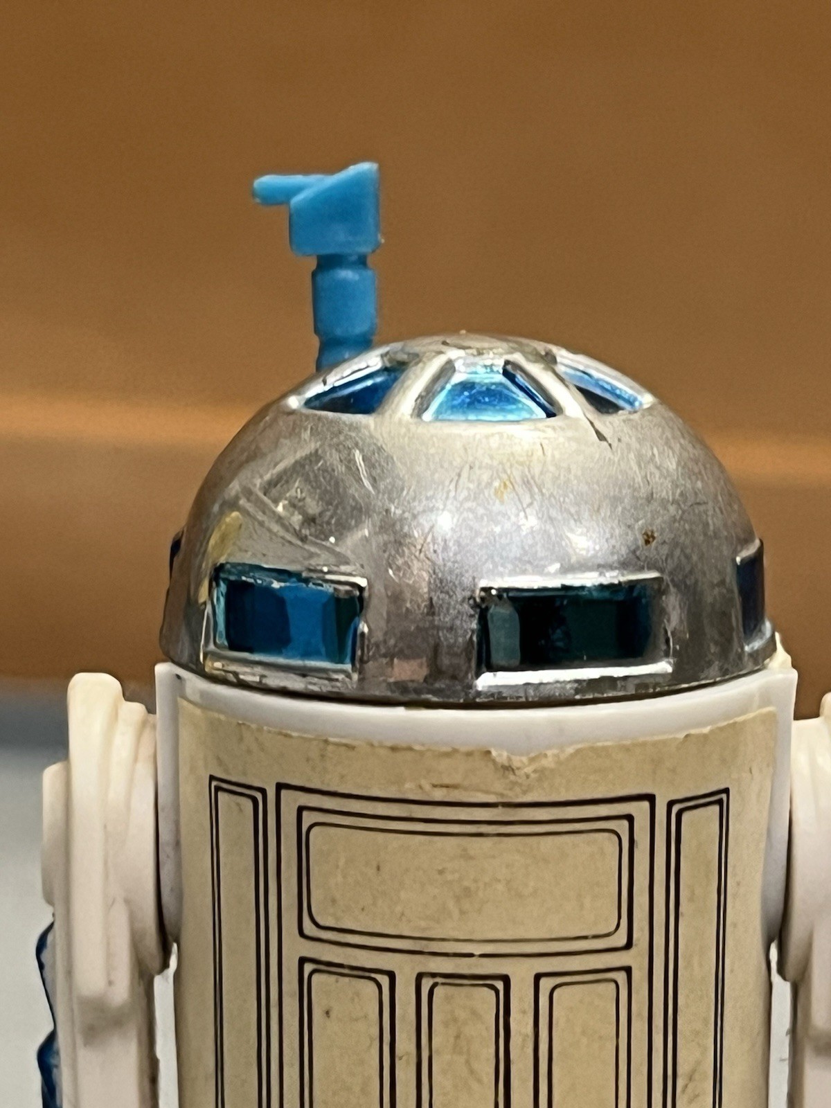 R2-D2 (Artoo-Detoo) (with Sensorscope) sold