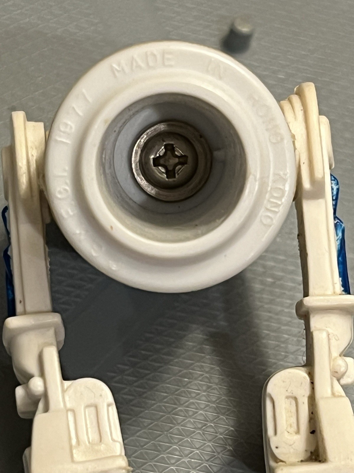 R2-D2 (Artoo-Detoo) (with Sensorscope) sold