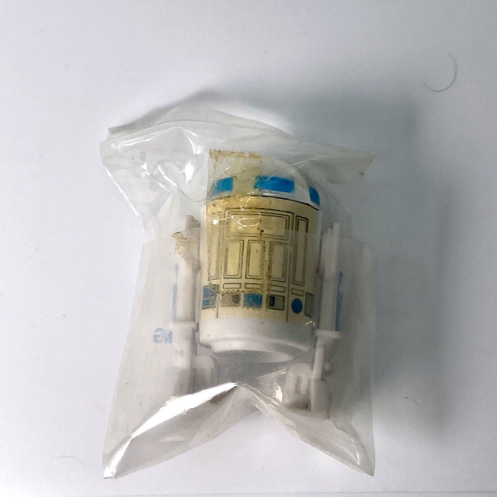 R2-D2 (Artoo-Detoo) (with Sensorscope) sold
