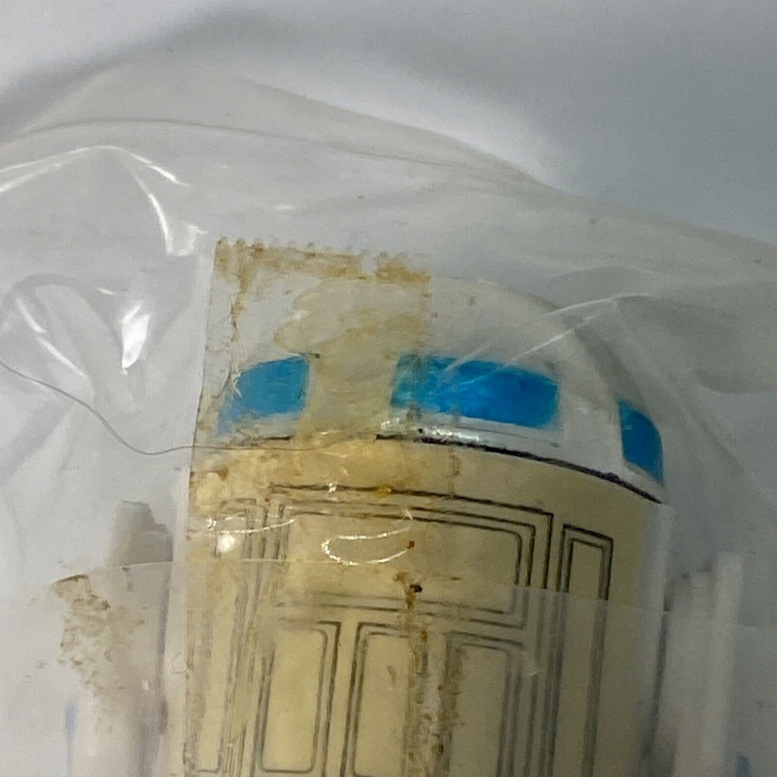 R2-D2 (Artoo-Detoo) (with Sensorscope) sold