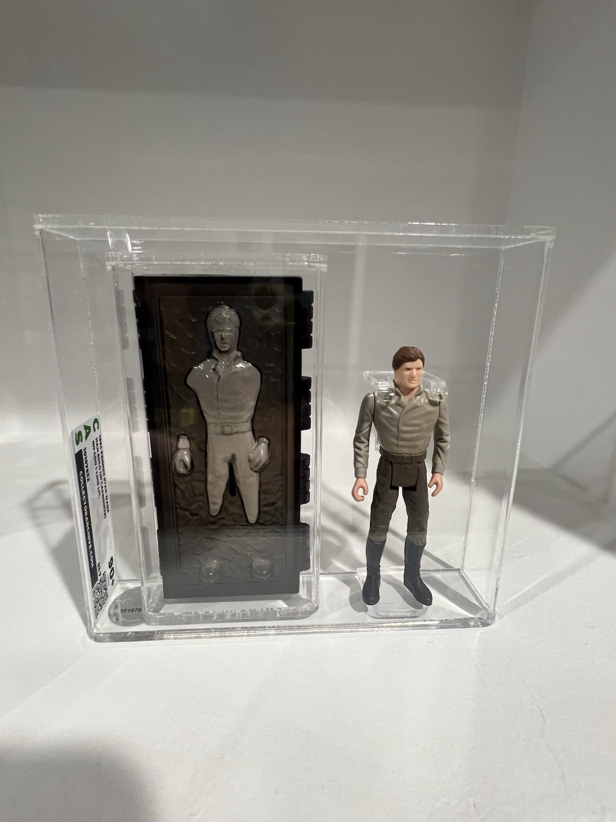 Han Solo (In Carbonite Chamber) sold
