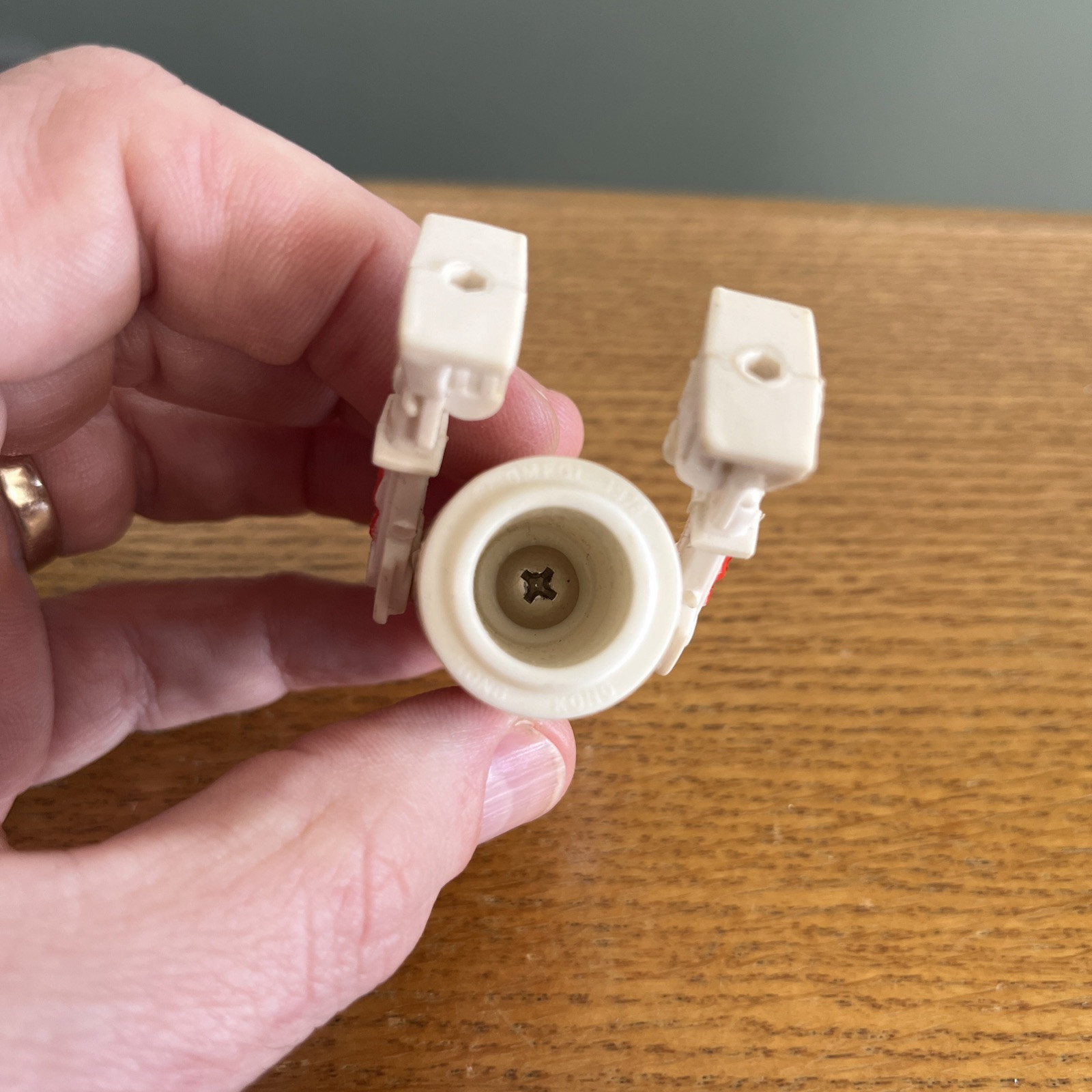 R5-D4 (Arfive-Defour) sold