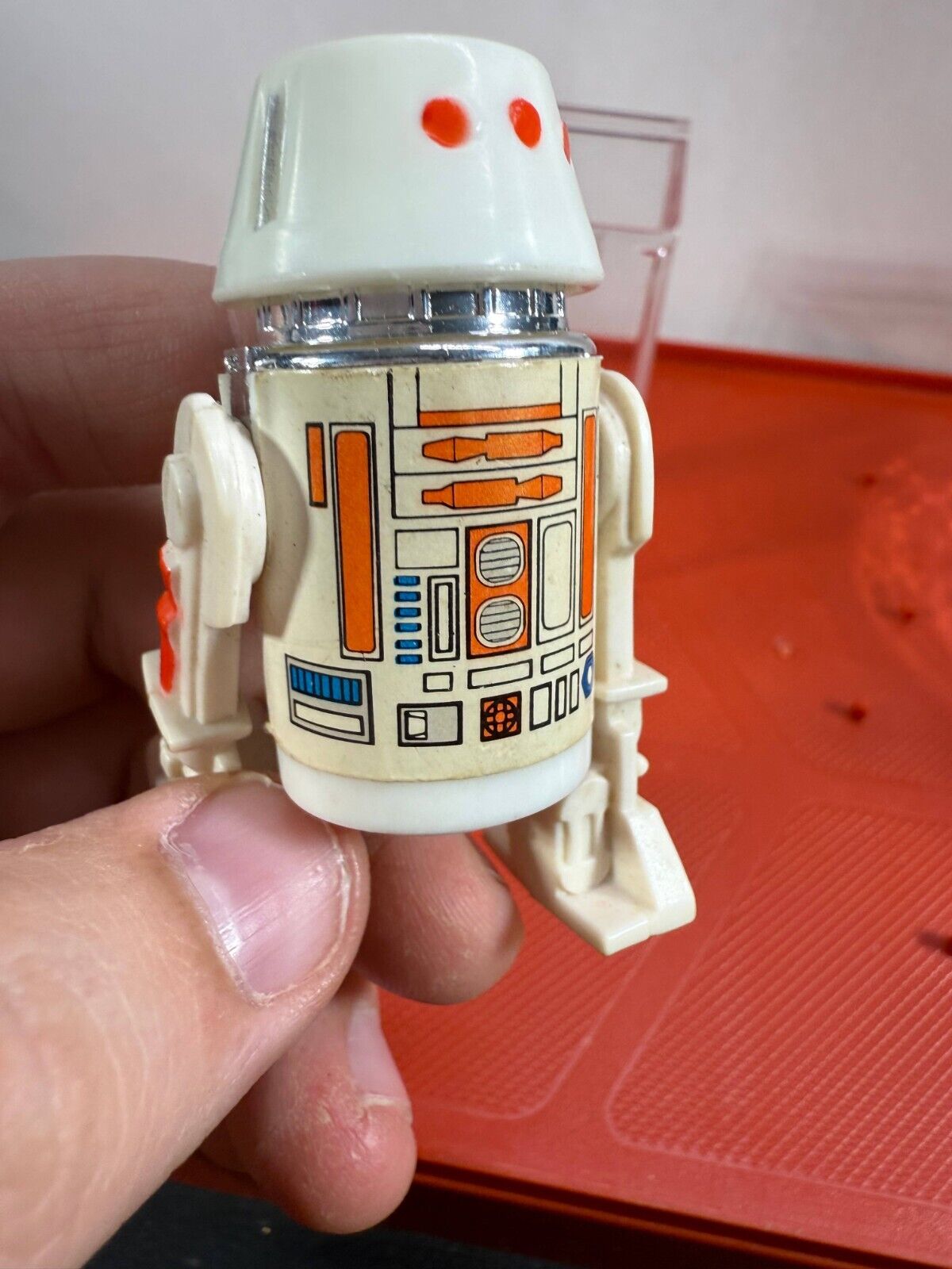 R5-D4 (Arfive-Defour) sold