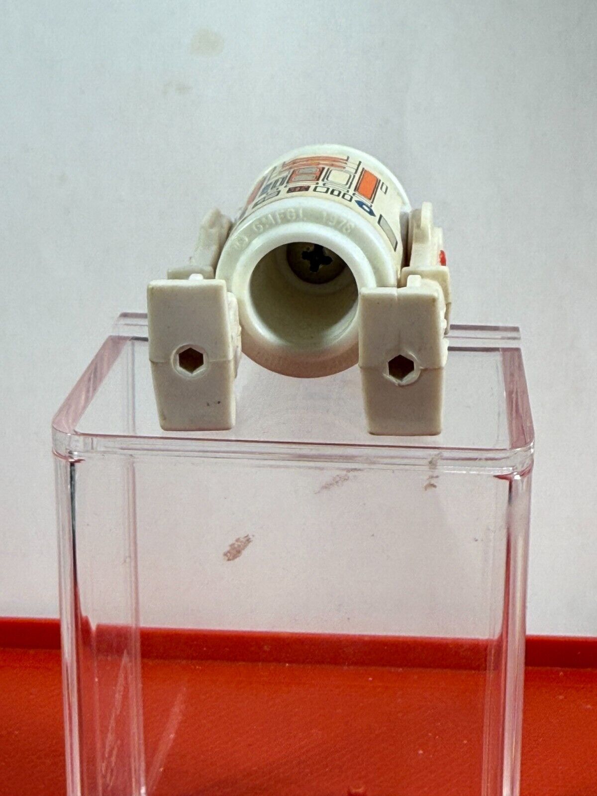 R5-D4 (Arfive-Defour) sold