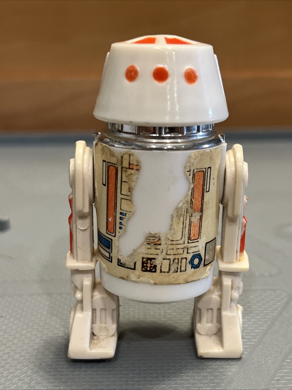 R5-D4 (Arfive-Defour) sold