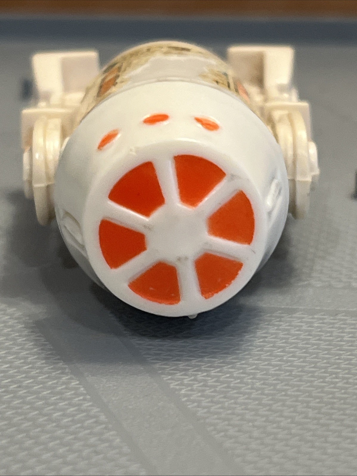R5-D4 (Arfive-Defour) sold