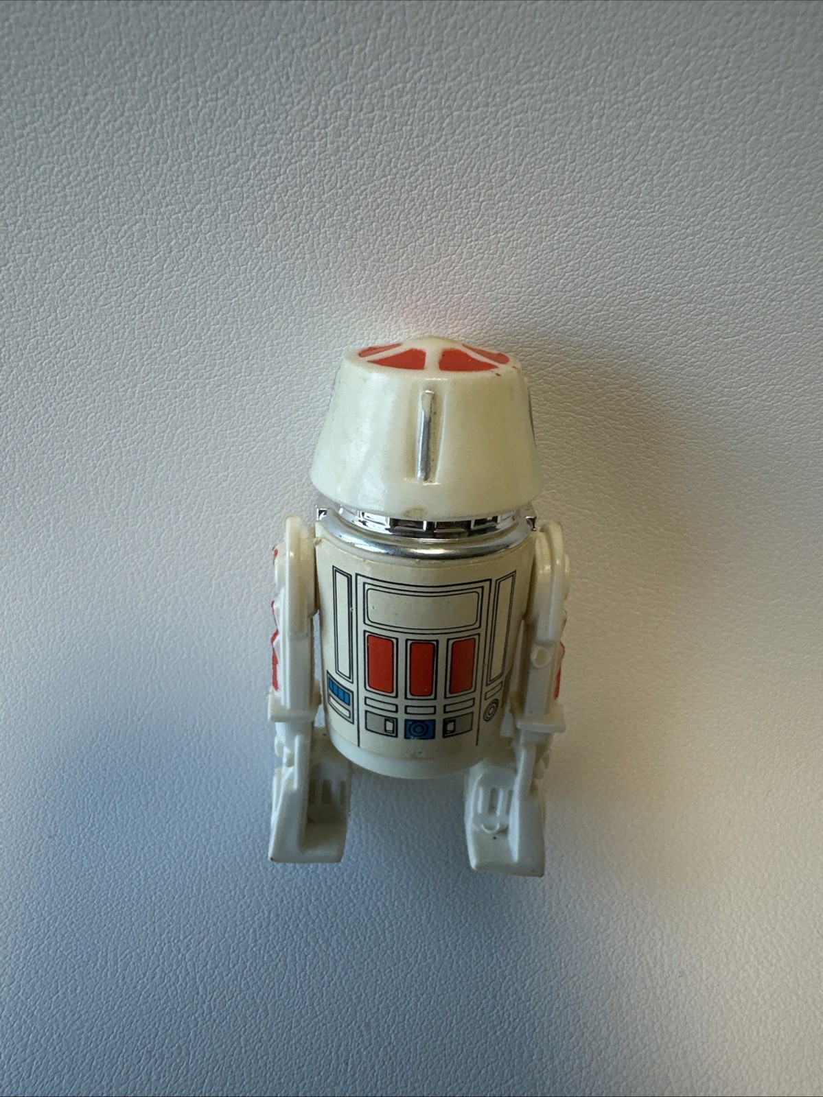 R5-D4 (Arfive-Defour) sold
