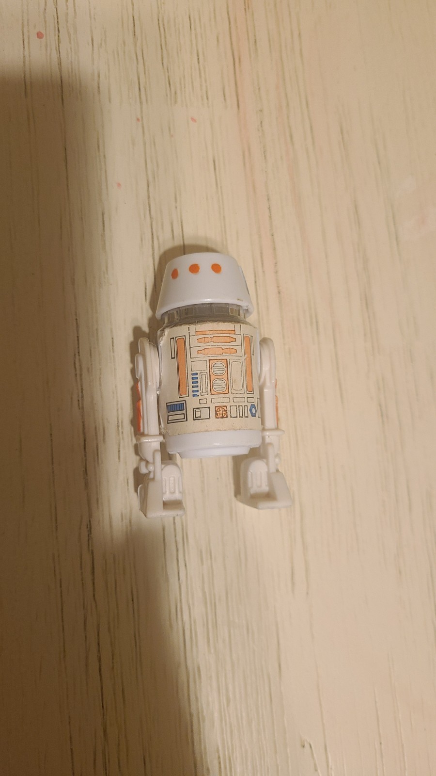R5-D4 (Arfive-Defour) sold