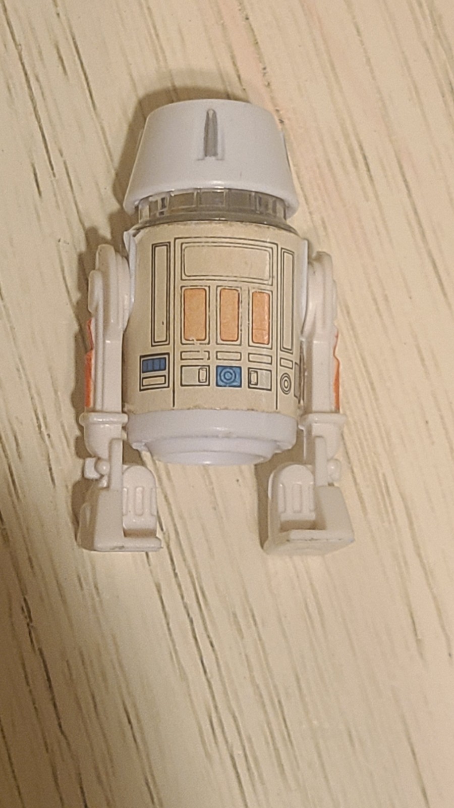 R5-D4 (Arfive-Defour) sold