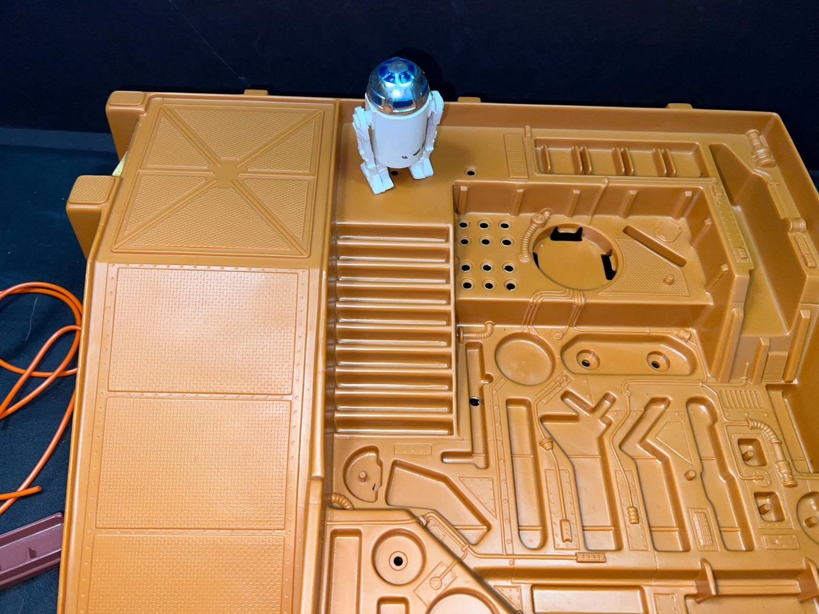Droid Factory sold