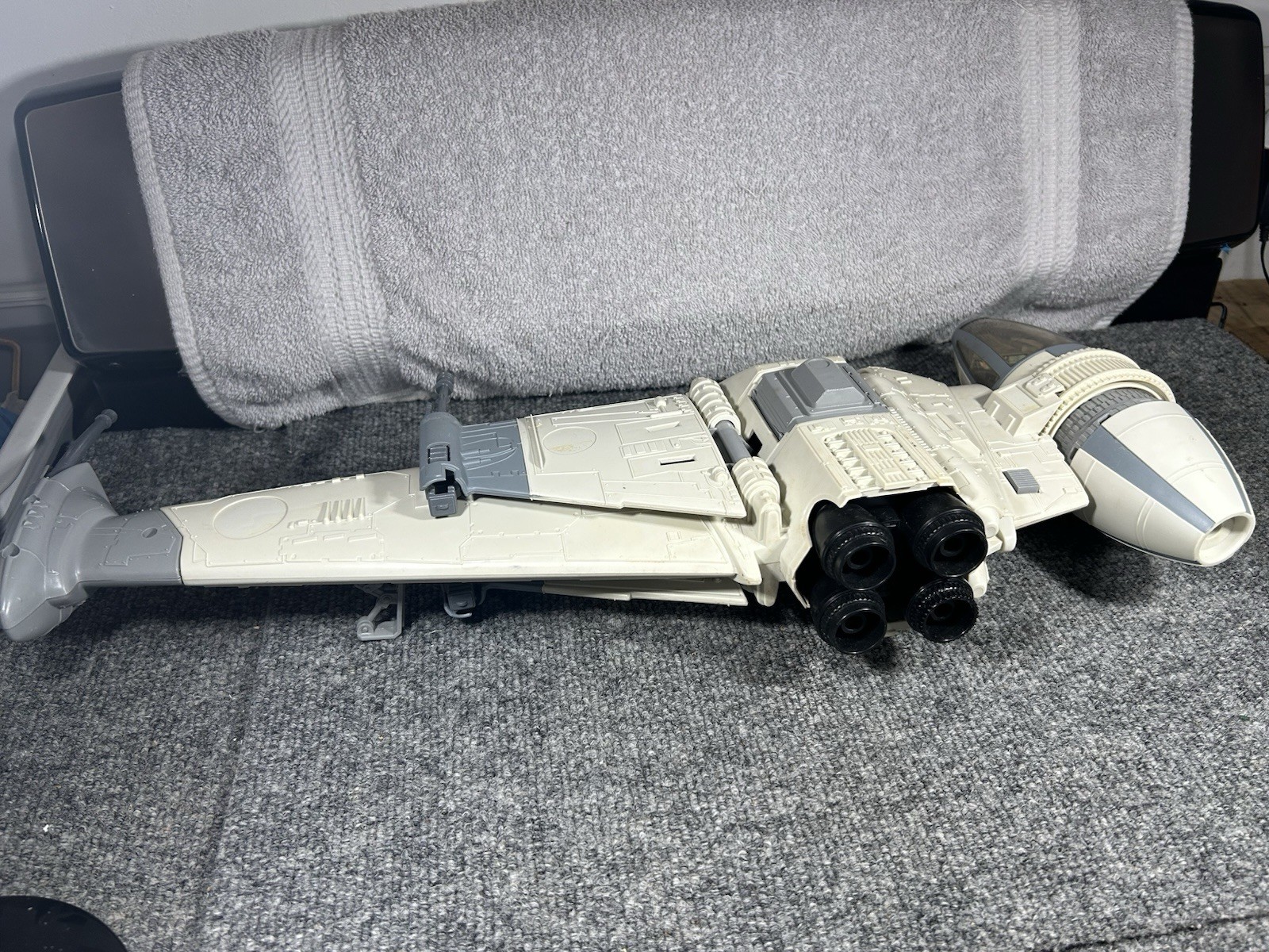 B-Wing Fighter sold