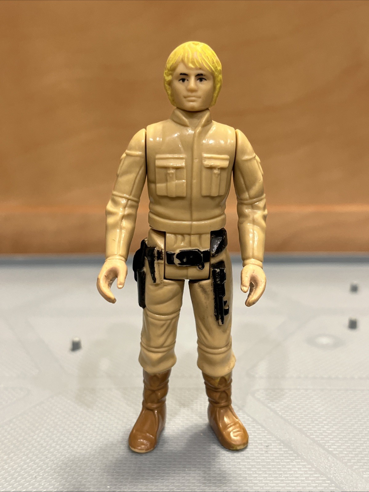 Luke Skywalker (Bespin Fatigues) sold