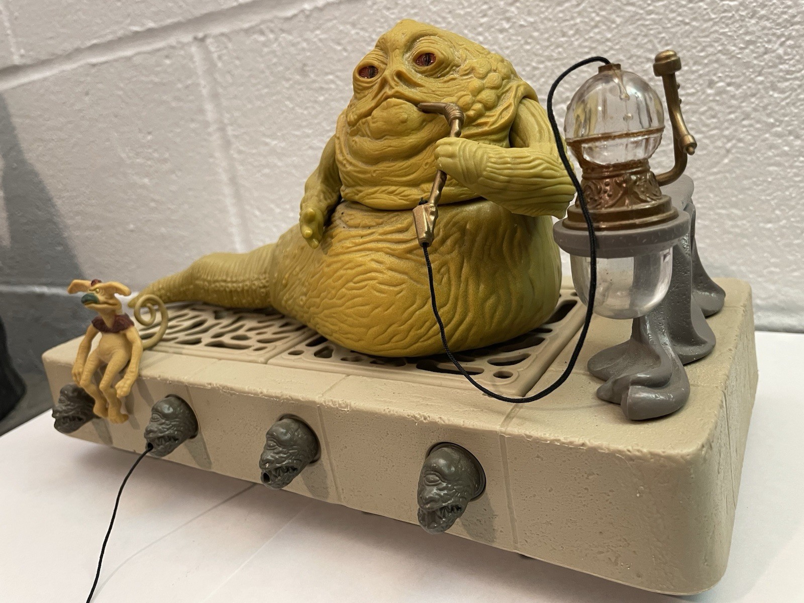 Jabba the Hutt Action Playset sold