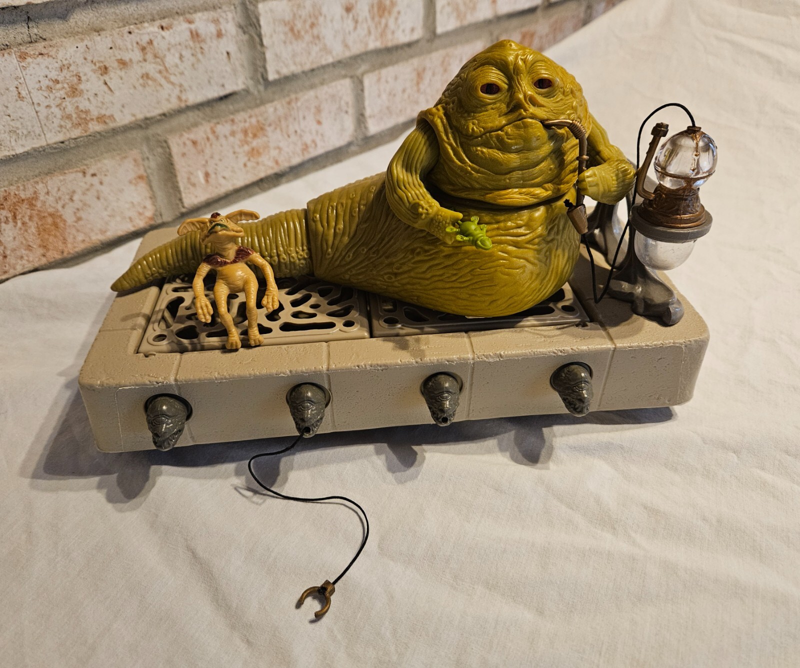 Jabba the Hutt Action Playset sold