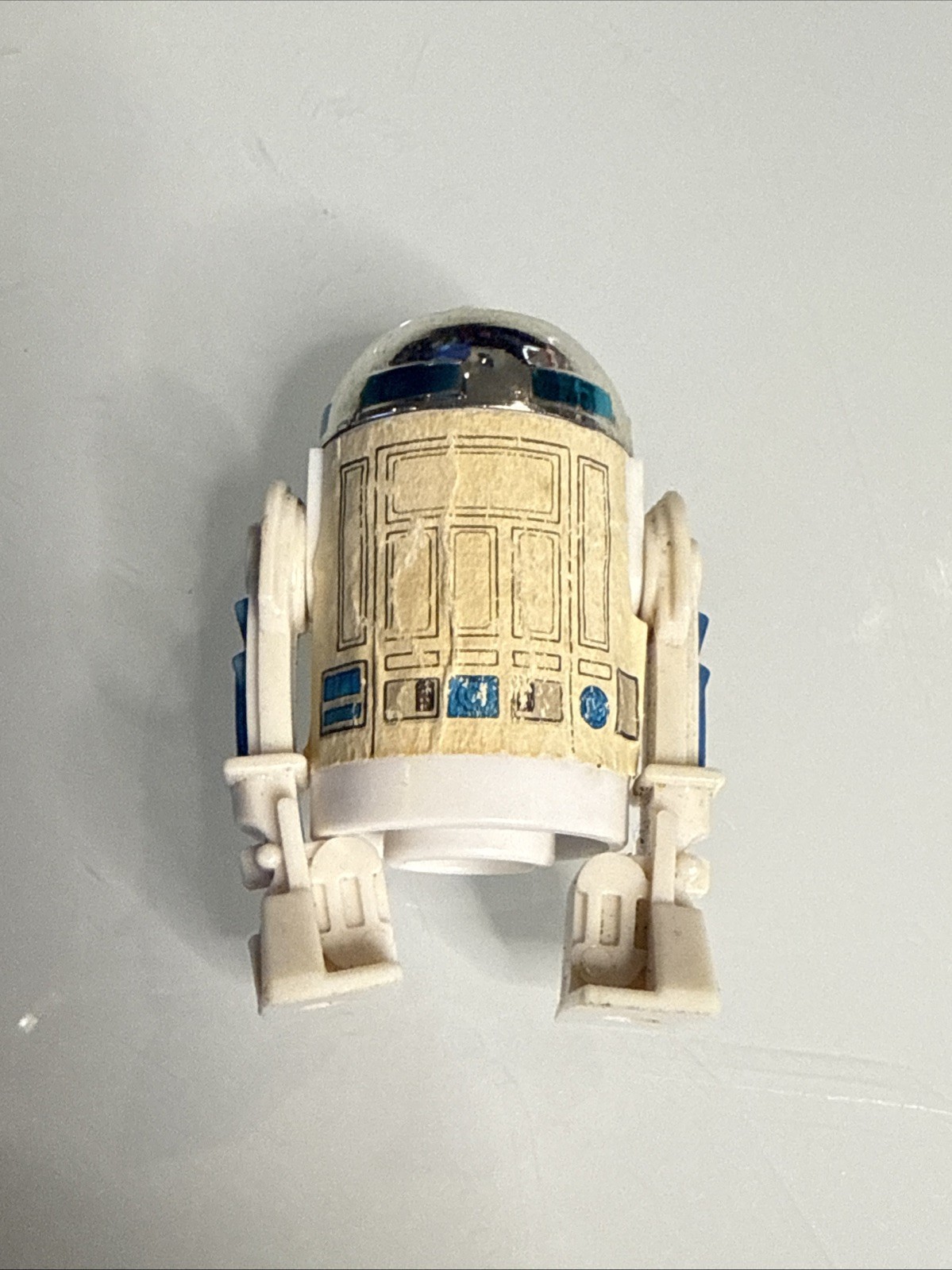 R2-D2 (Artoo-Detoo) with pop-up Lightsaber sold