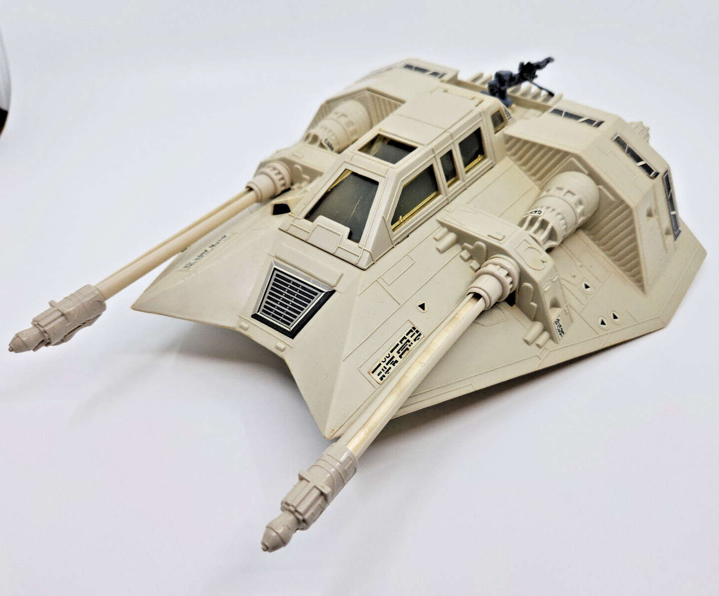Rebel Armored Snowspeeder sold