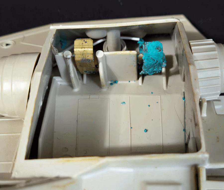 Rebel Armored Snowspeeder sold