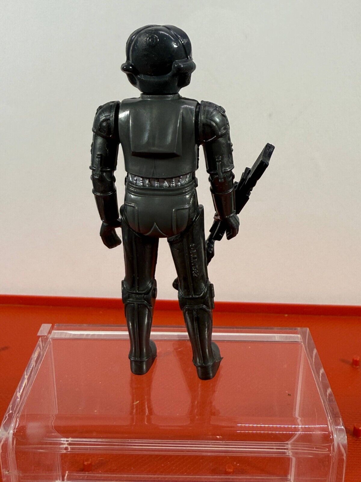 Zuckuss sold