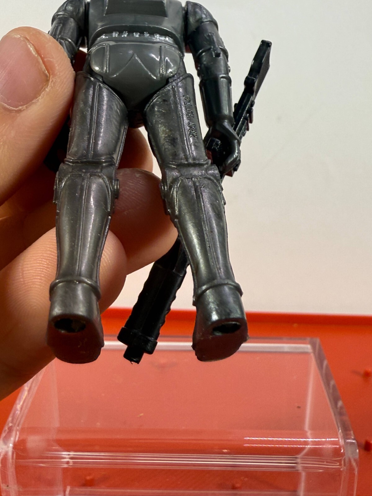Zuckuss sold